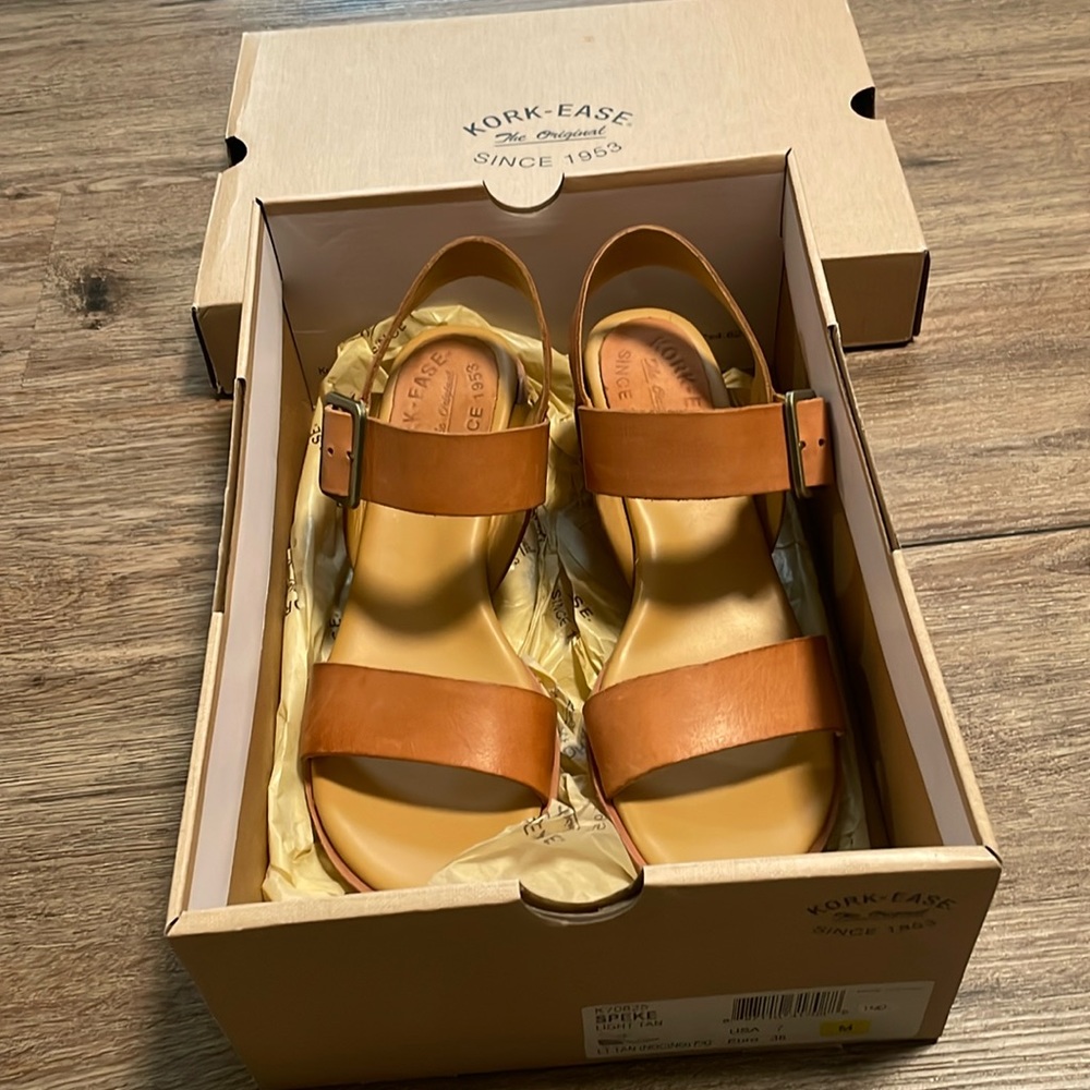 Brand new with tags. Kork-Ease Speke Sandle.